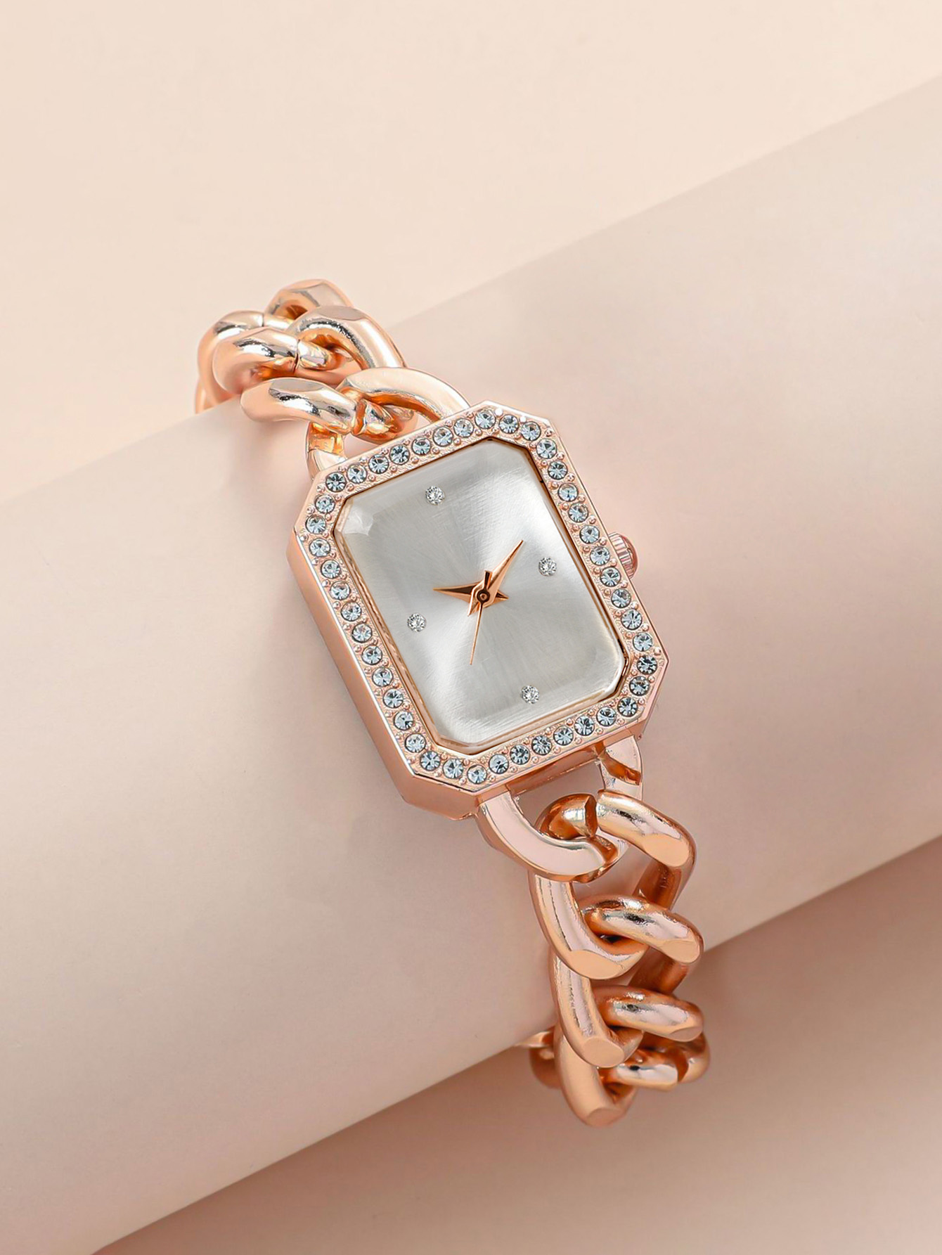 Mystery box contains 1randomco - Mystery Jewelry Jar Watches 评论和价格