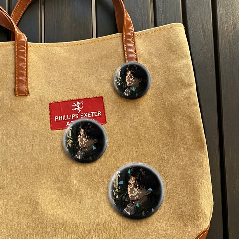 Attack Titan Levi 32/44/58mm H - Levi Jewelry & Watches Inc 评论和价格
