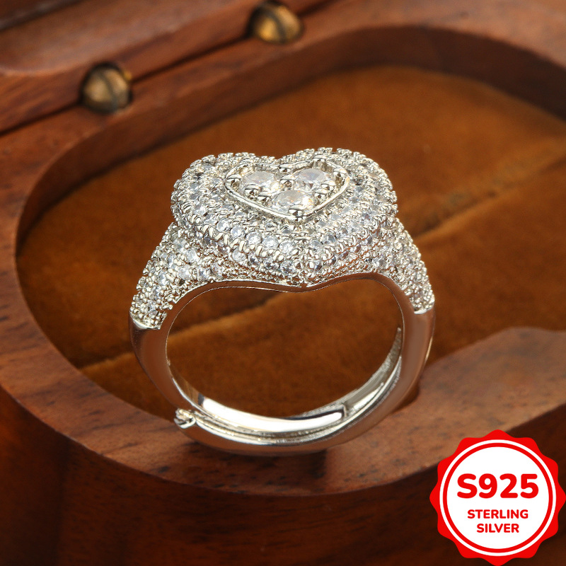 Luxurious and Versatile Authen - Statement Cocktail Ring 评论和价格