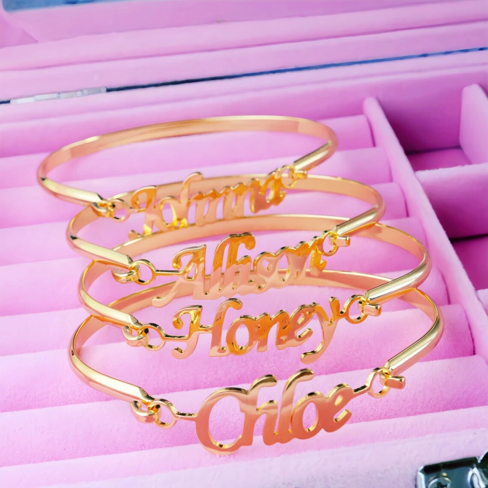 Custom Name Bangles For Women  - Cuff Bangle Bracelet 评论和价格